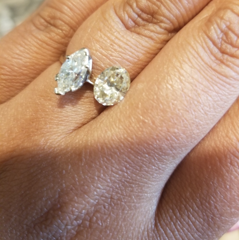 Sold***1.5 carat loose oval moissanite